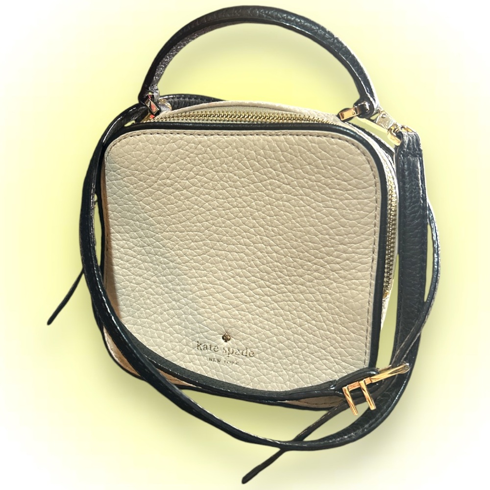 Kate Spade Mini Camera handbag/crossbody bag